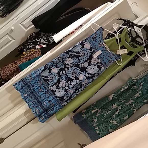 Dress - Picture 1 of 1